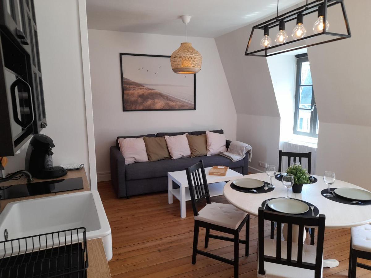 Charmante Villa Plein Sud 50M De La Plage - Balcon Vue Laterale Sur Mer - Equipee De La Fibre, Wifi, Internet Mers-les-Bains Exterior foto