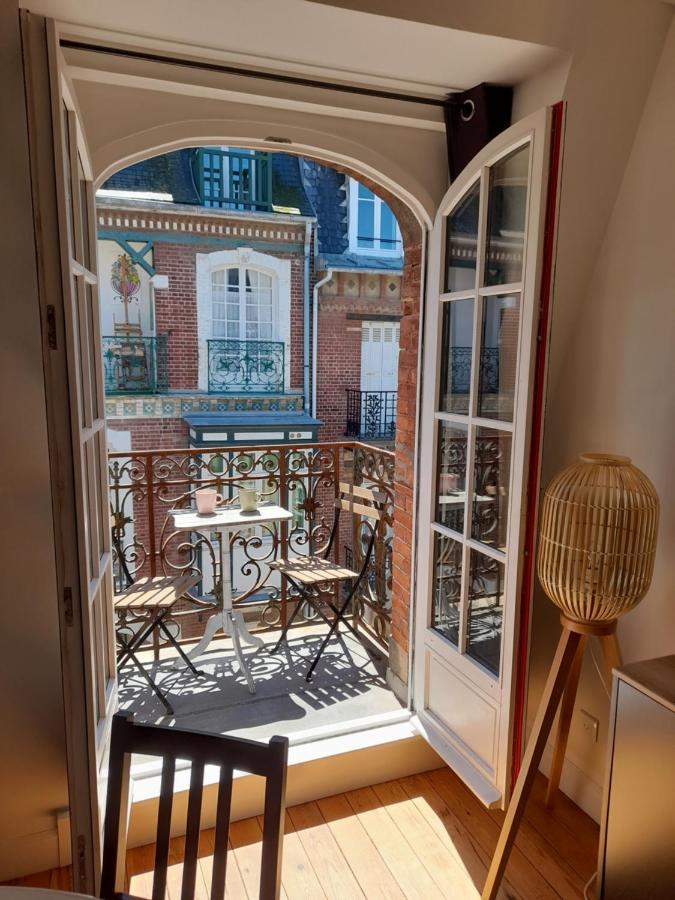 Charmante Villa Plein Sud 50M De La Plage - Balcon Vue Laterale Sur Mer - Equipee De La Fibre, Wifi, Internet Mers-les-Bains Exterior foto